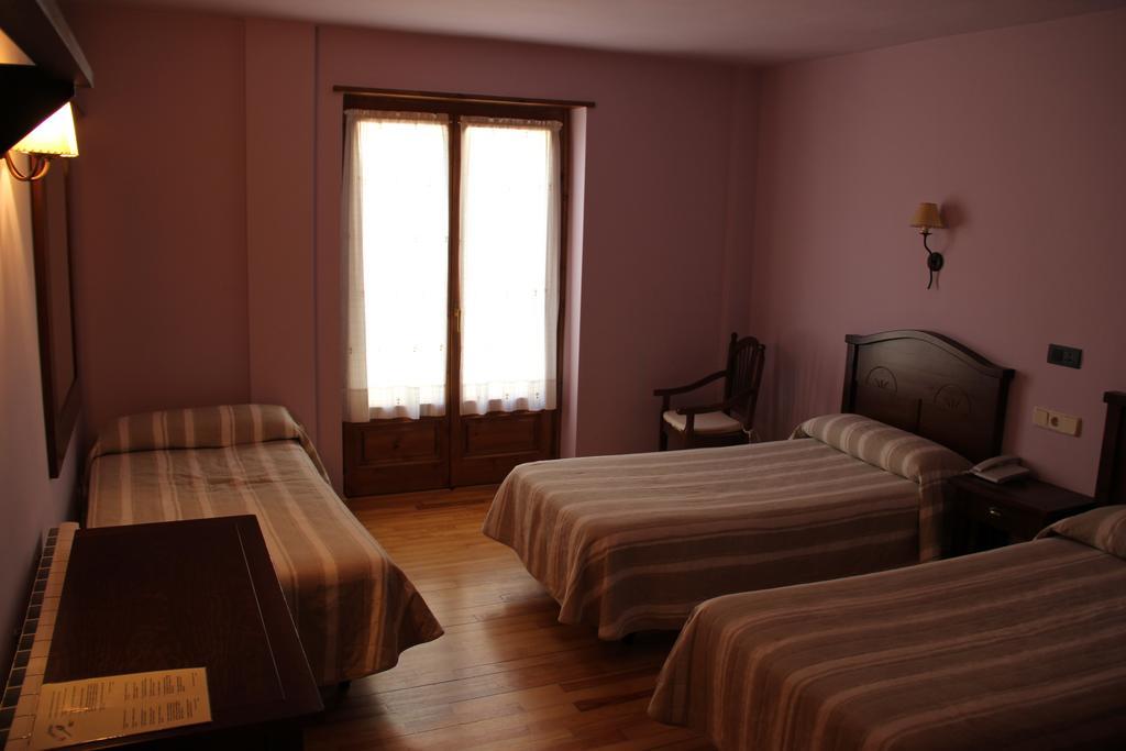 Hotel Rantiner Taull Room photo