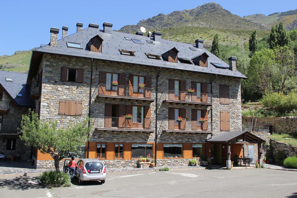 Hotel Rantiner Taull Exterior photo